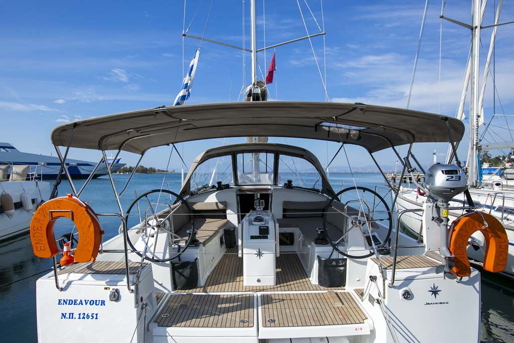 Sun Odyssey 440 - 4 cab. — photo 4