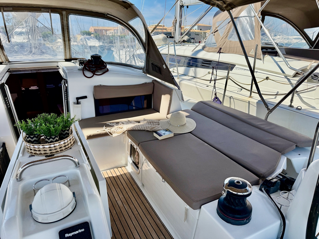 Sun Odyssey 490 - 4 cab. — photo 3
