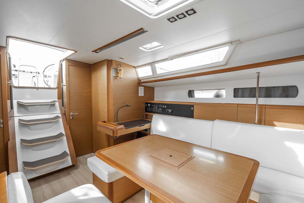 Sun Odyssey 479 - 4 cab. — photo 10