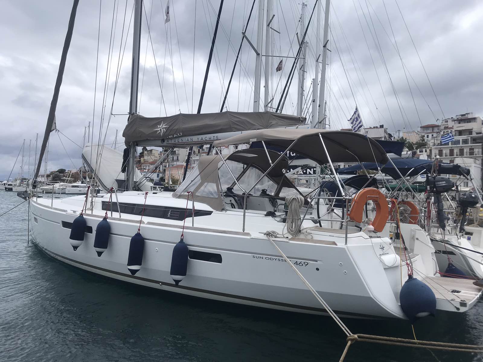 Sun Odyssey 469 — photo 1