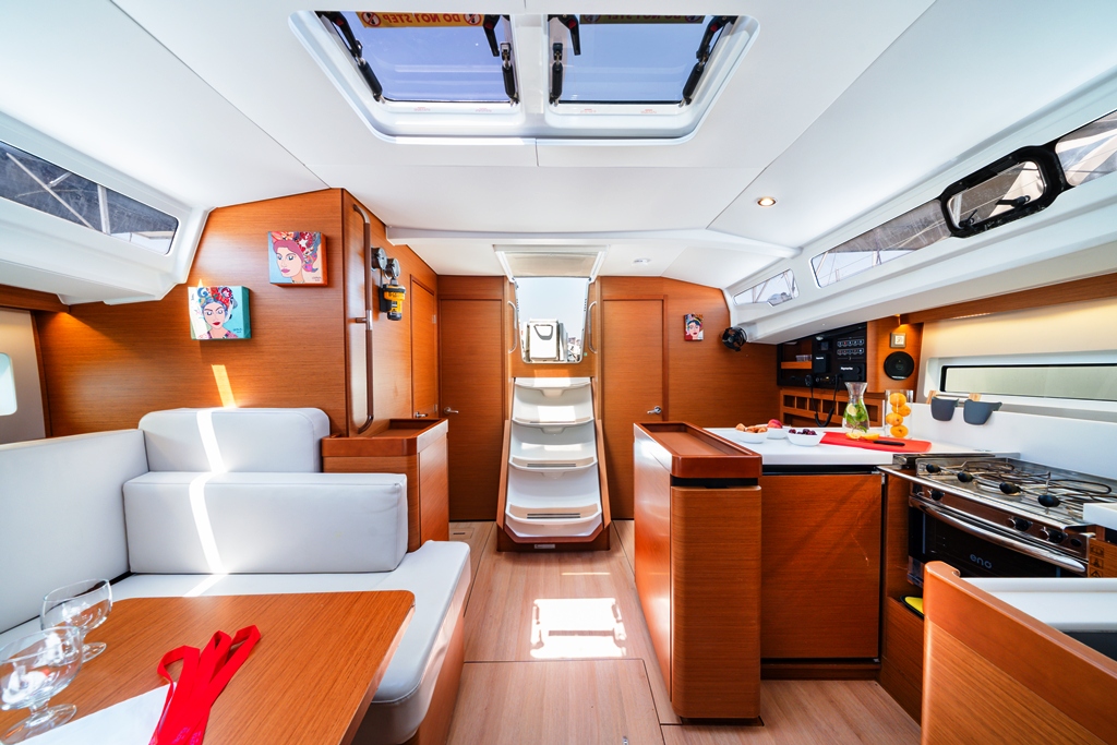 Sun Odyssey 440 - 4 cab. — photo 5