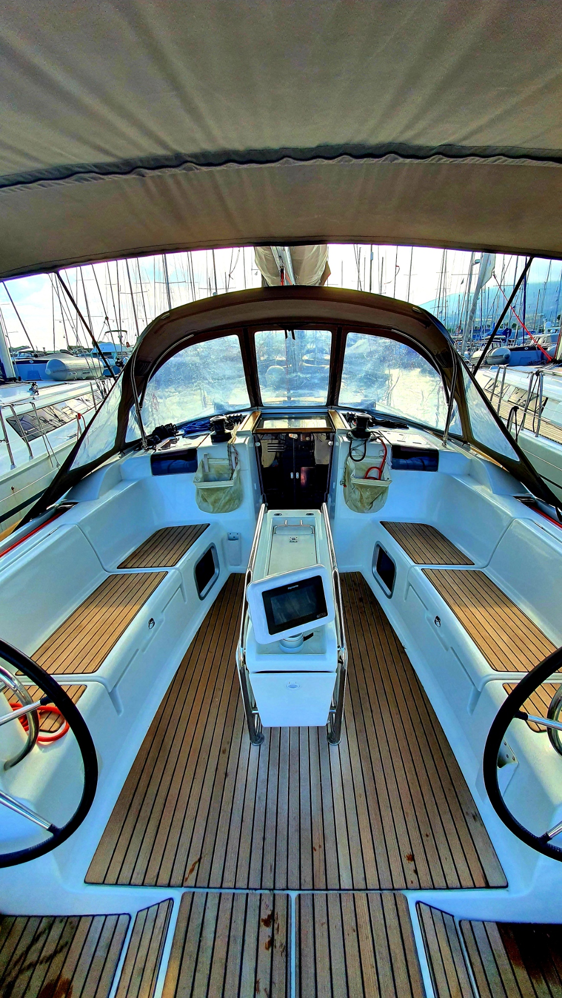 Sun Odyssey 449 — photo 3
