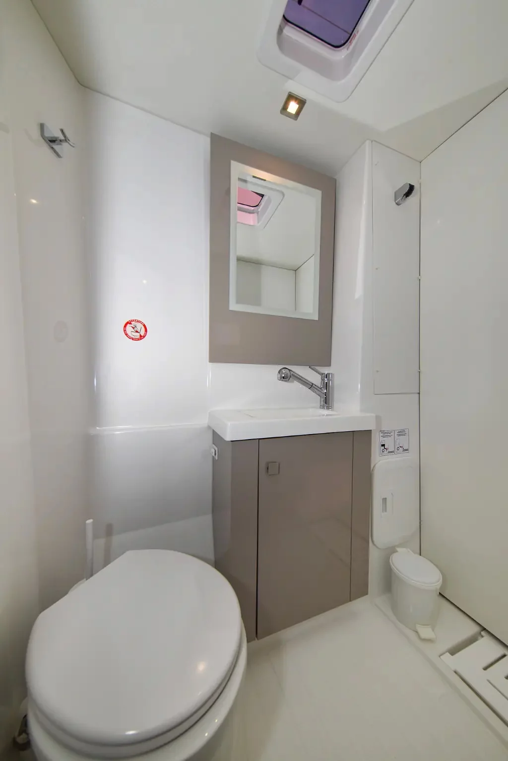 Fountaine Pajot Astrea 42 - 4 + 2 cab. (PRESTIGE)  - 20