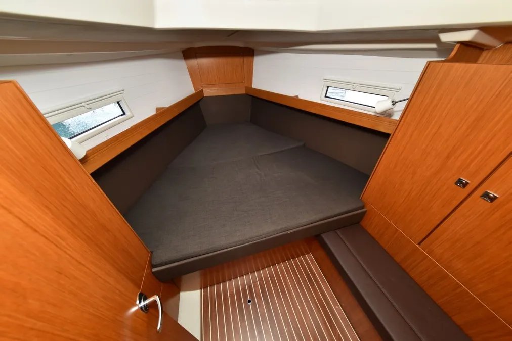 Bavaria Cruiser 37 - 3 cab. — photo 22