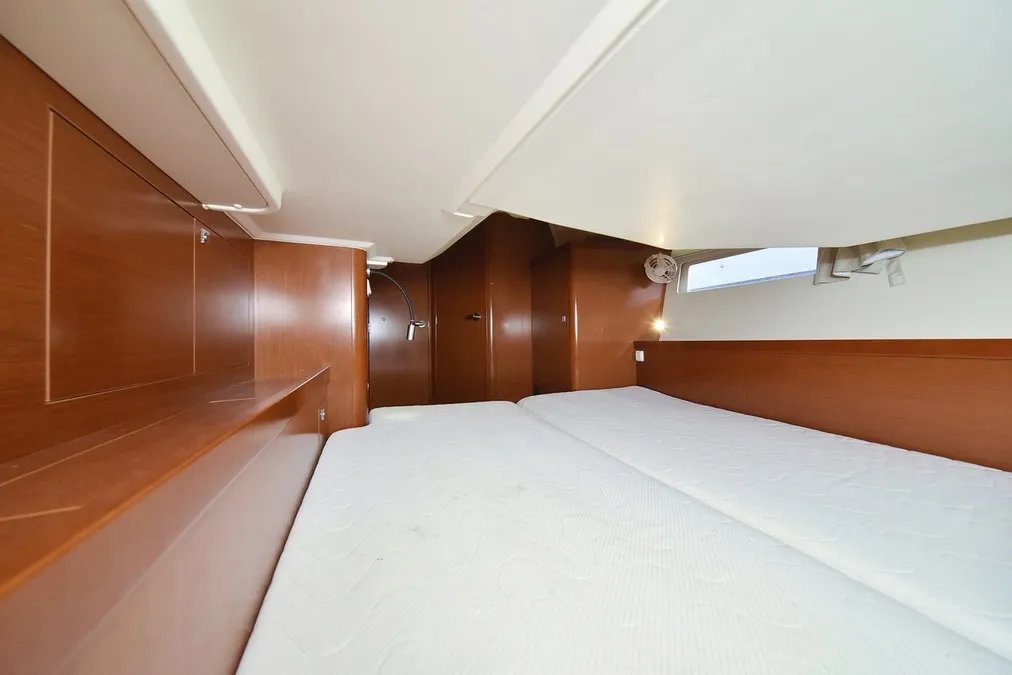 Oceanis 41 — photo 19