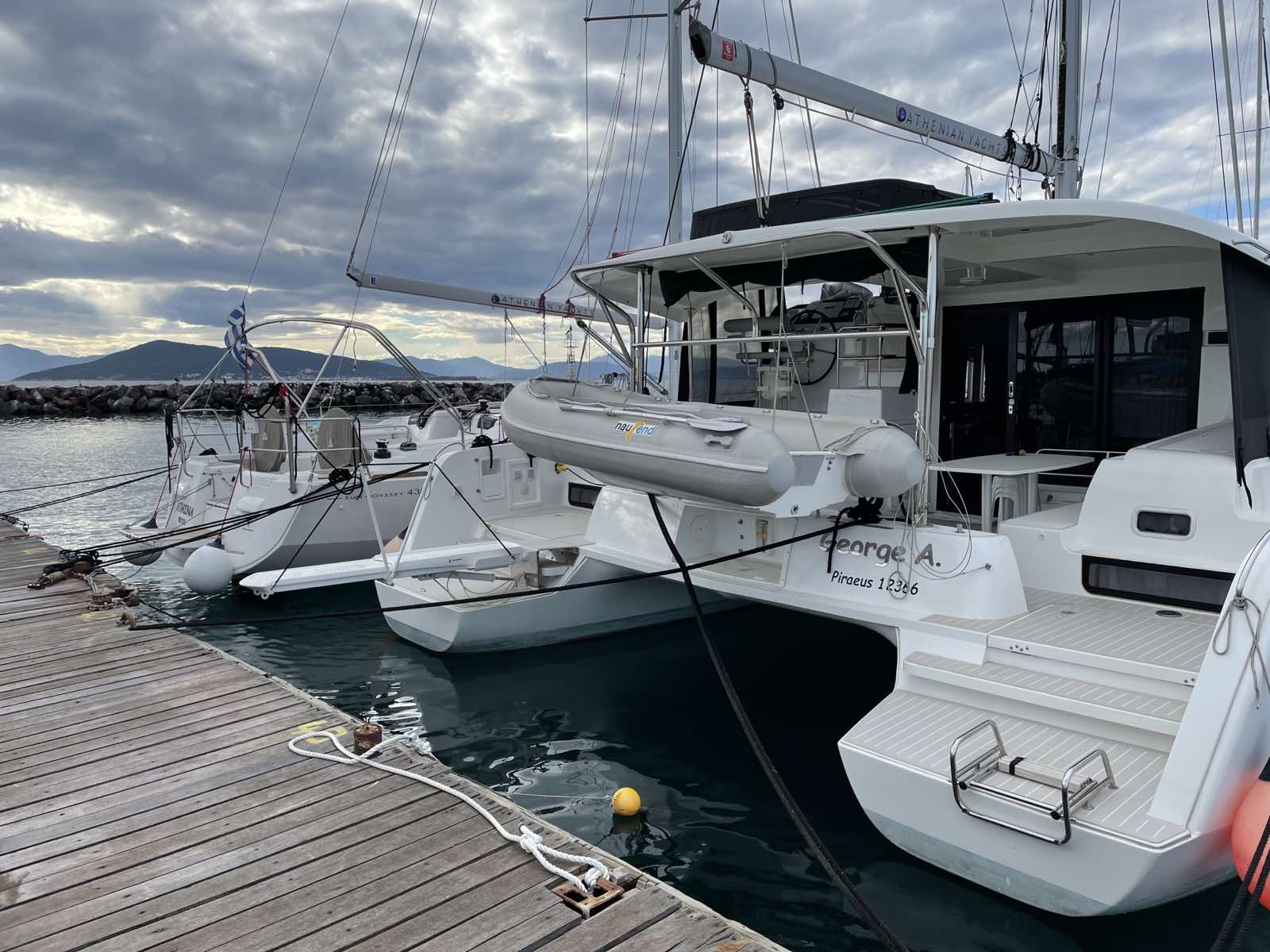 Lagoon 42 - 4 + 2 cab. — photo 8