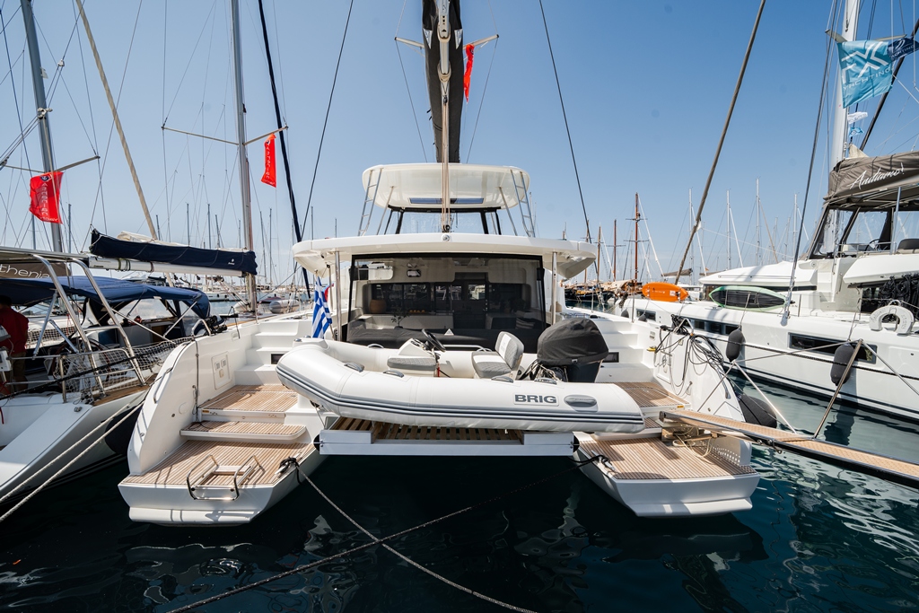 Lagoon 46 - 4 + 1 cab. — photo 1