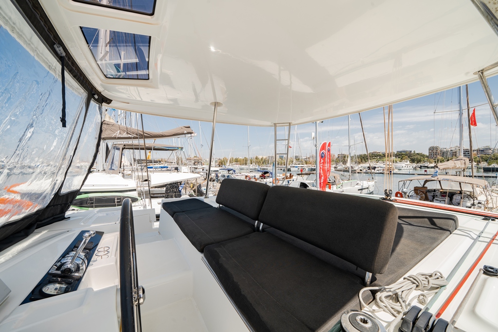 Lagoon 46 - 4 + 1 cab. — photo 4