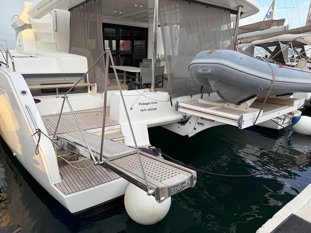 Lagoon 50 - 6 + 1 cab. — photo 10