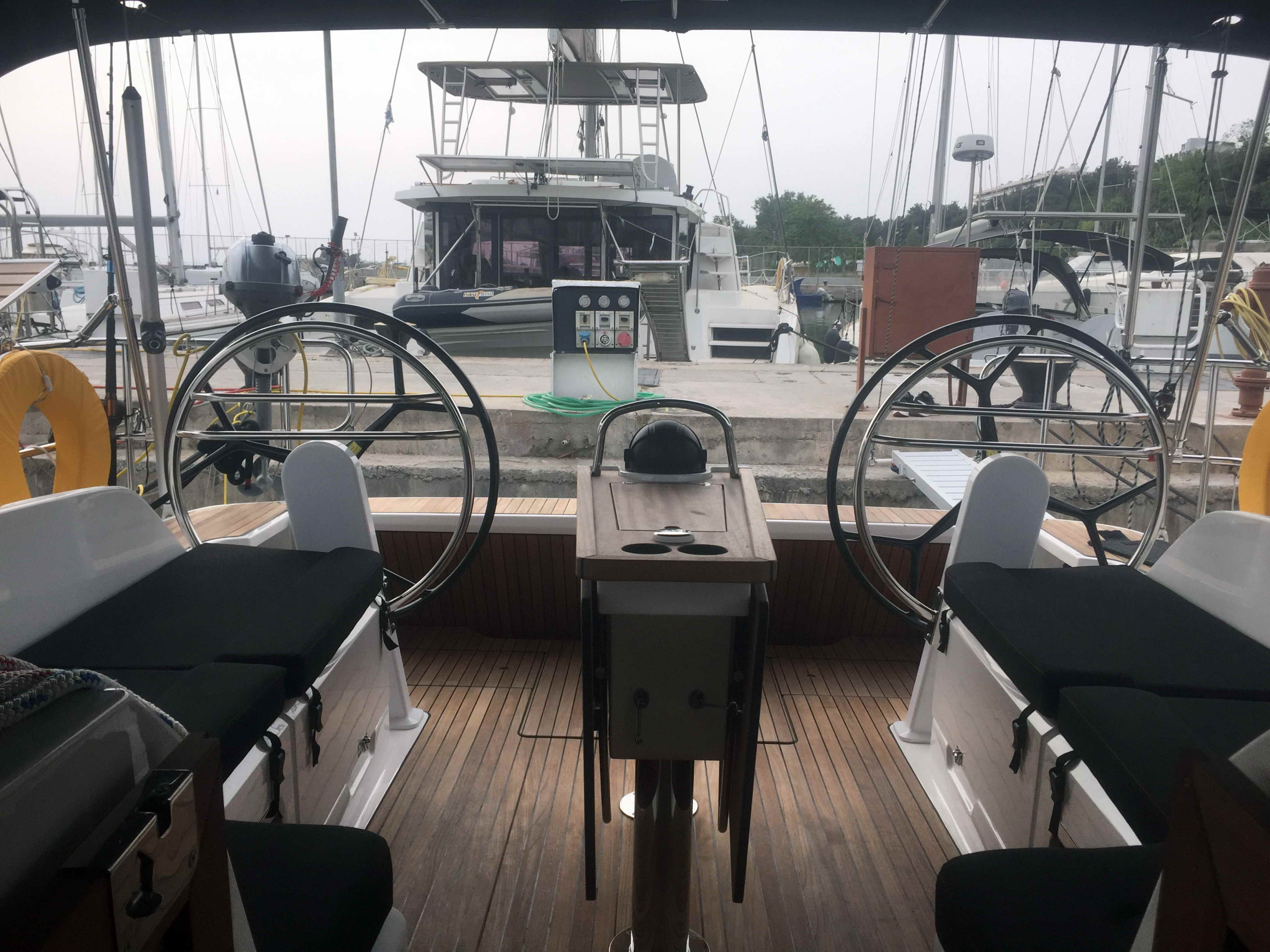 Photo #5 - Bavaria Cruiser 46 - 4 cab. (CLASS) in Skiathos - 34986