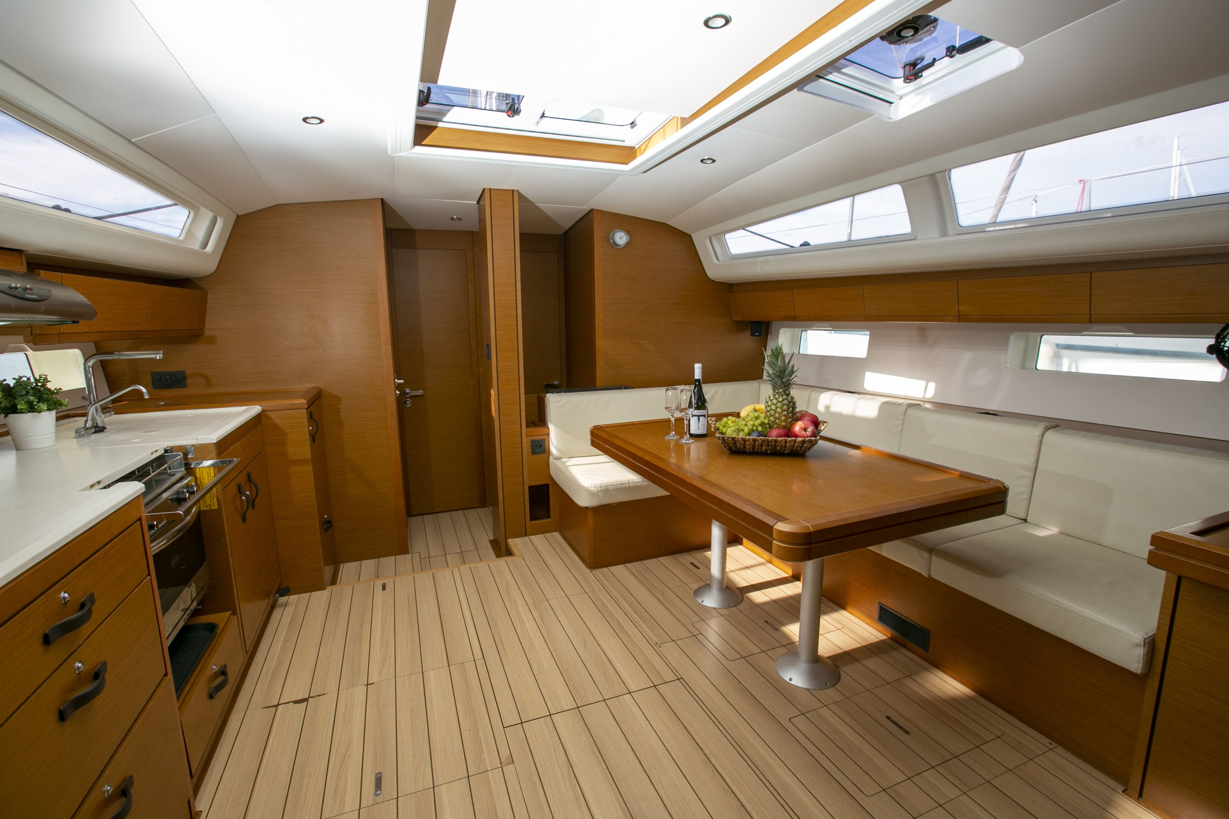 Jeanneau 54 - 5 + 1 cab. — photo 7