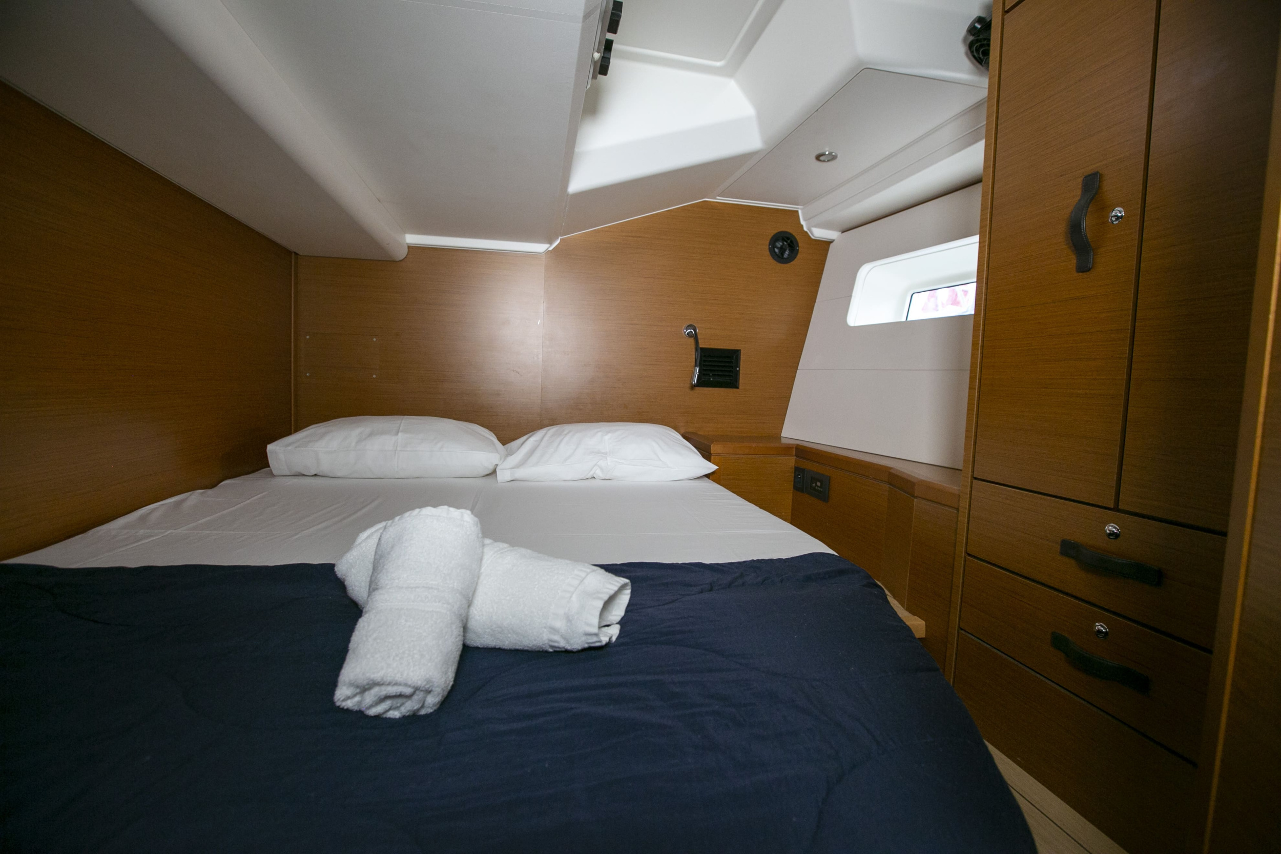 Jeanneau 54 - 5 + 1 cab. — photo 12