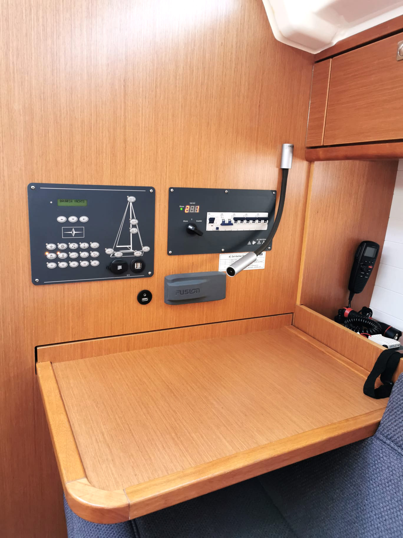 Photo #6 - Bavaria Cruiser 41 - 3 cab. (ECONOMY) en Punta Ala - 35058