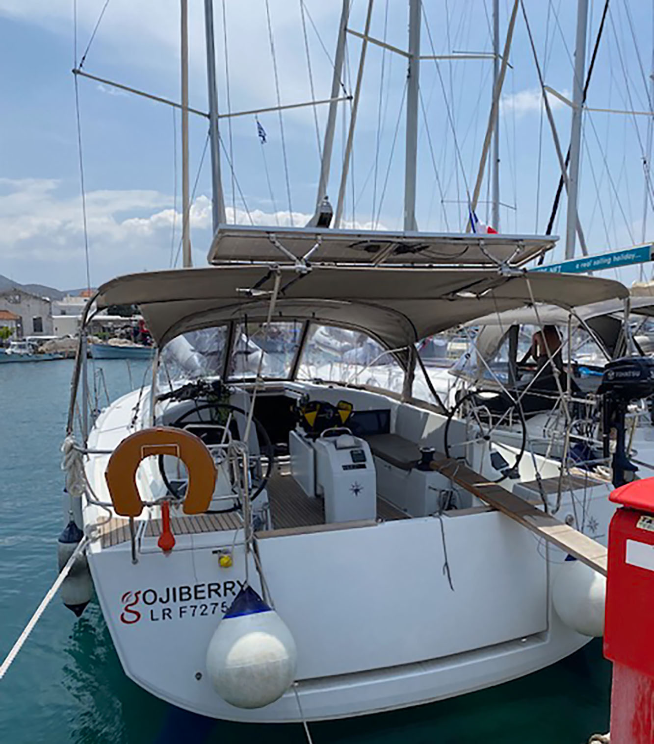 Photo #1 - Sun Odyssey 440 (ECONOMY) in Paros - 35072