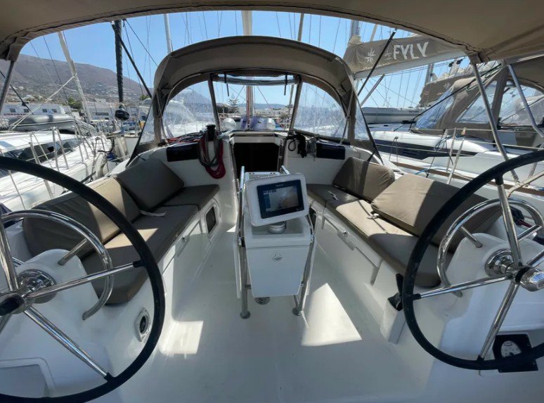 Sun Odyssey 419 - 3 cab. — photo 5