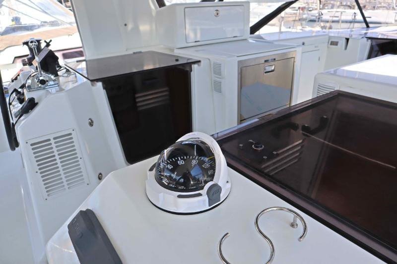 Sun Loft 47 - 6 + 1 cab. — photo 23