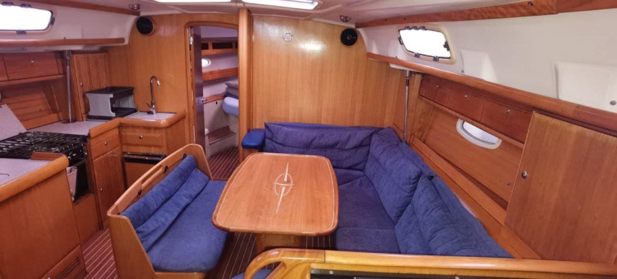 Photo #6 - Bavaria 42 Cruiser (ECONOMY) en Athènes - 35085