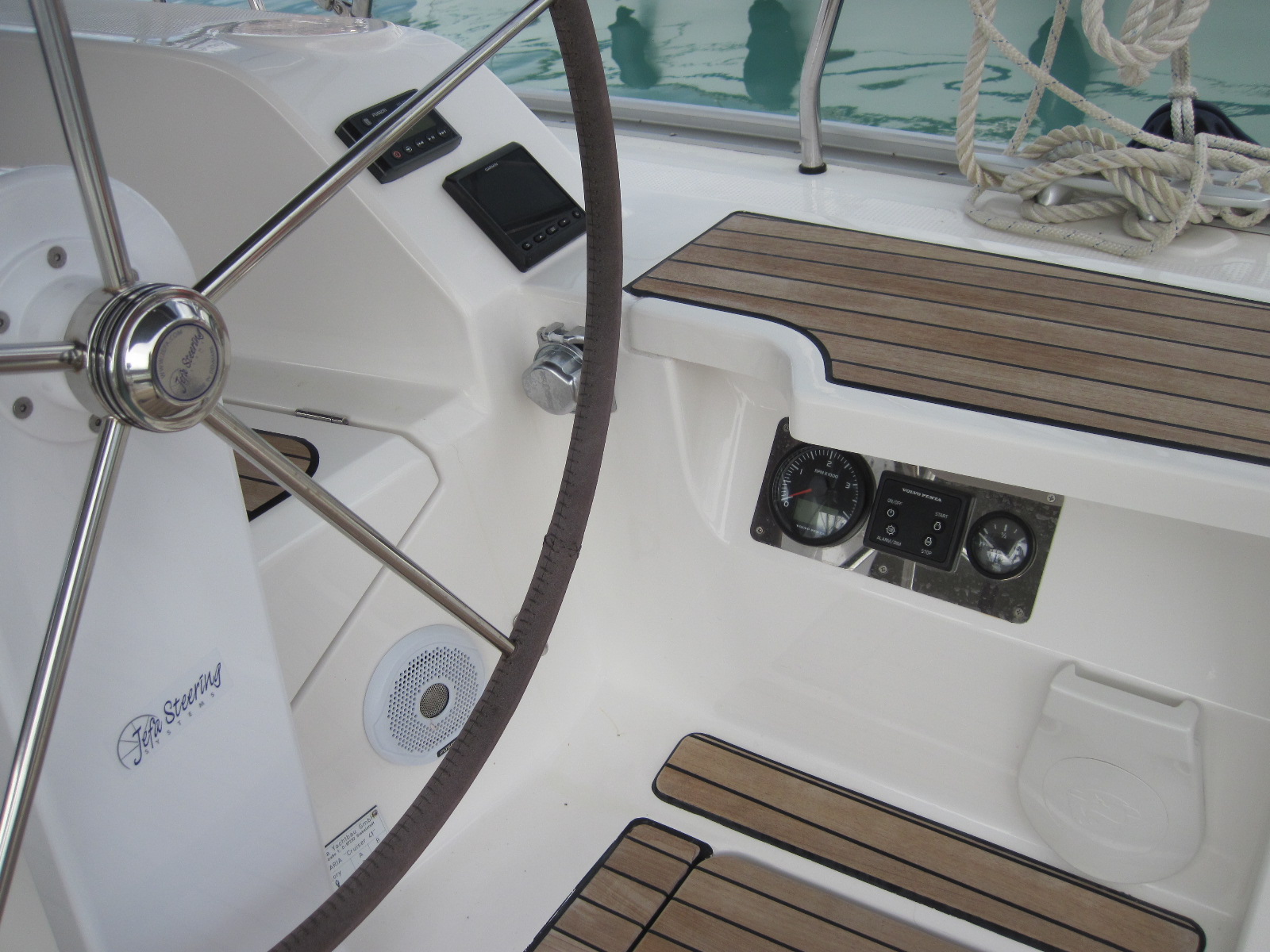 Photo #8 - Bavaria Cruiser 41 - 3 cab. (ECONOMY) en Capo d'Orlando - 35095