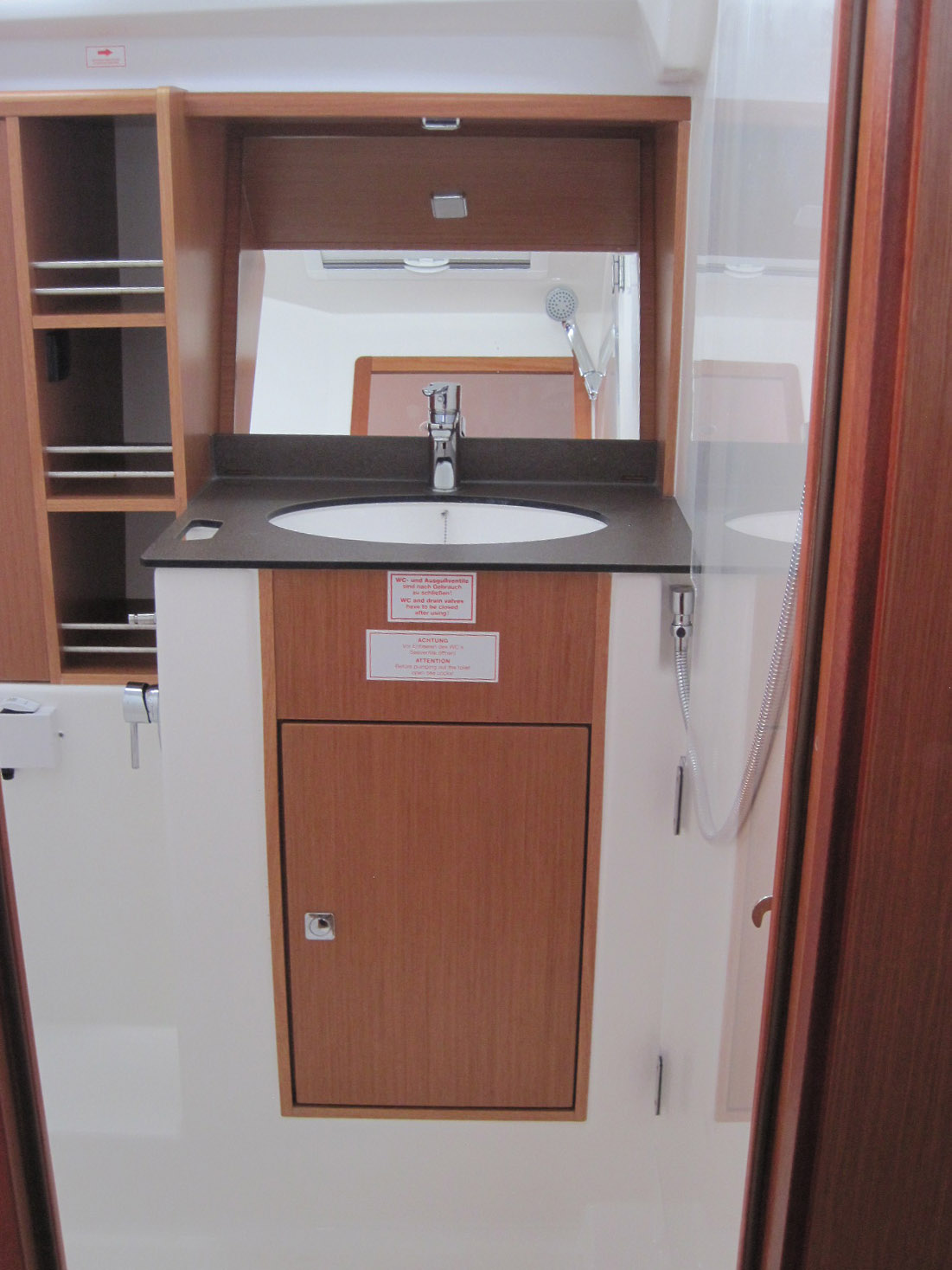 Photo #18 - Bavaria Cruiser 41 - 3 cab. (ECONOMY) en Capo d'Orlando - 35095