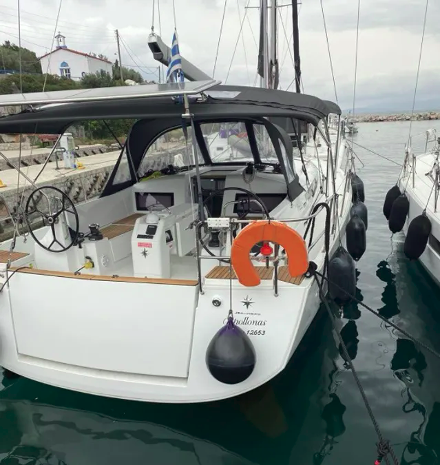 Sun Odyssey 440 - 4 cab. — photo 4