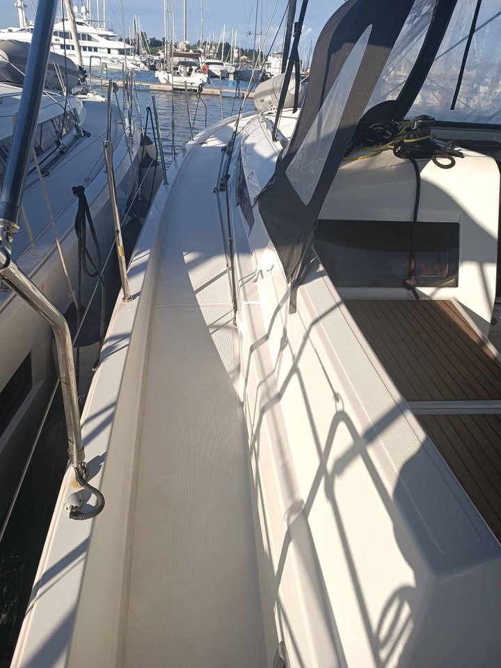Sun Odyssey 440 - 4 cab. — photo 11