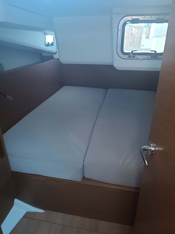 Sun Odyssey 440 - 4 cab. — photo 23