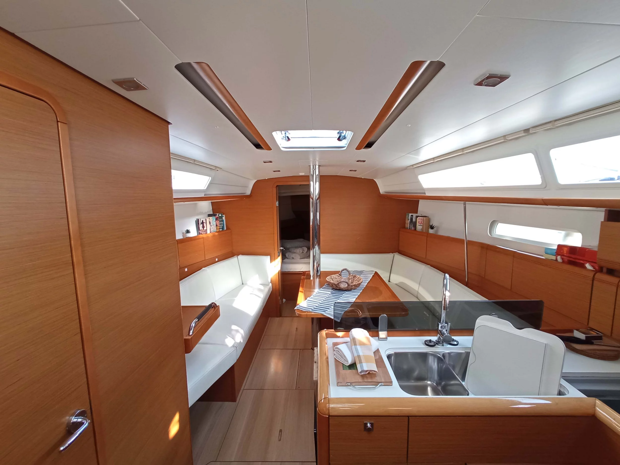 Sun Odyssey 379 (ECONOMY)  - 6