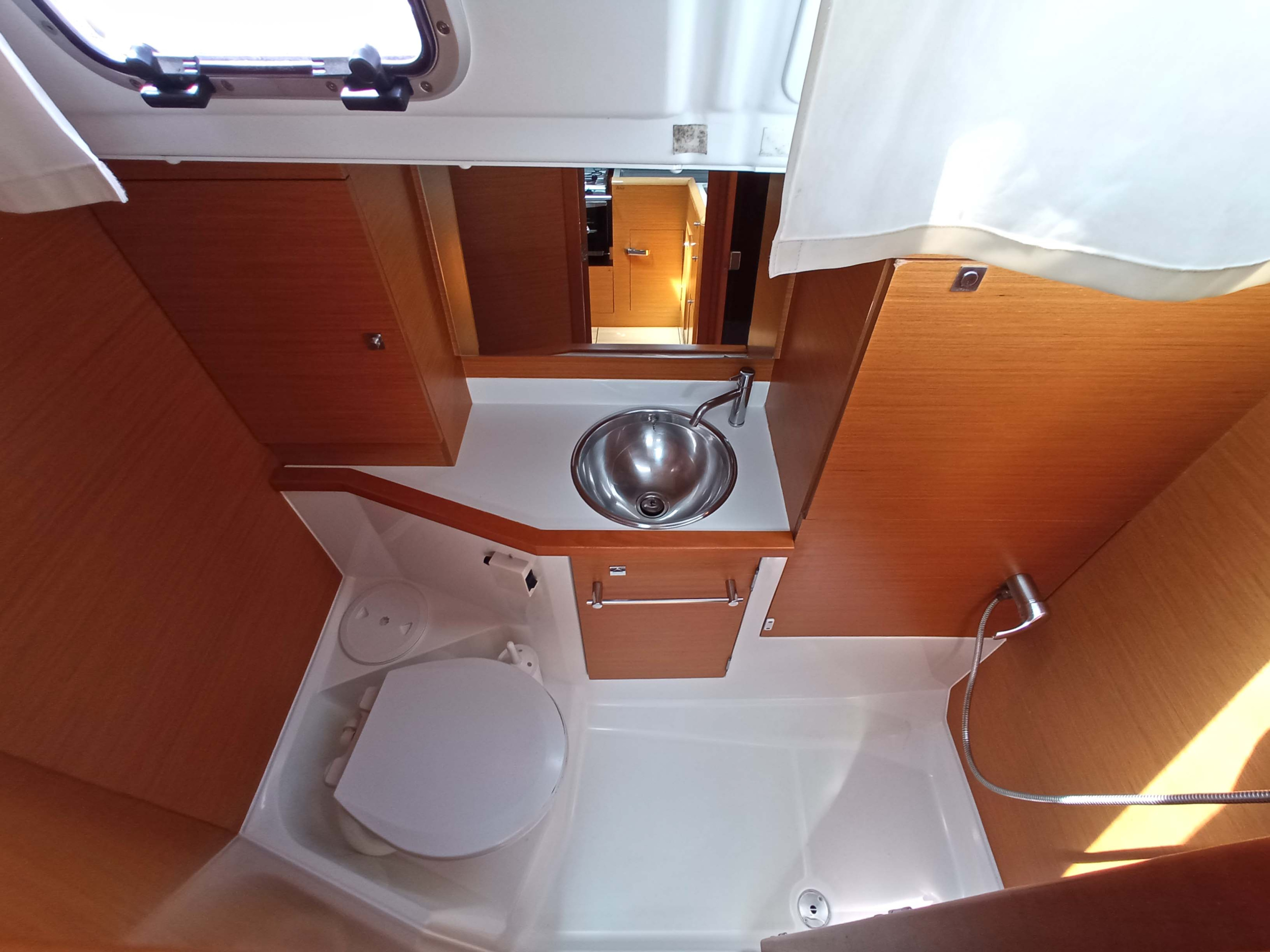 Photo #9 - Sun Odyssey 379 (ECONOMY) en Lefkada - 35149