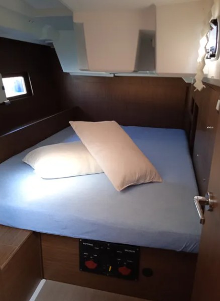 Oceanis 46.1 — photo 11