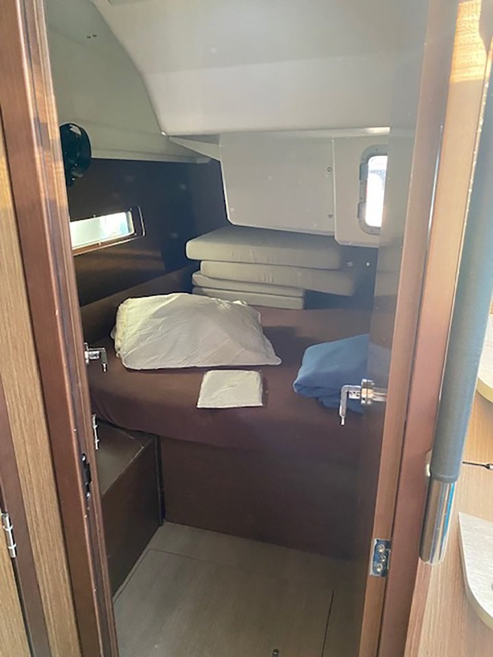 Oceanis 40.1 — photo 9