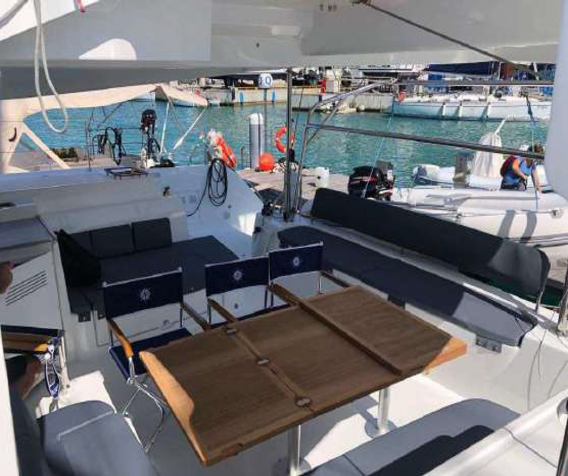 Photo #3 - Lagoon 46 Fly (PRESTIGE) en Capo d'Orlando - 35189