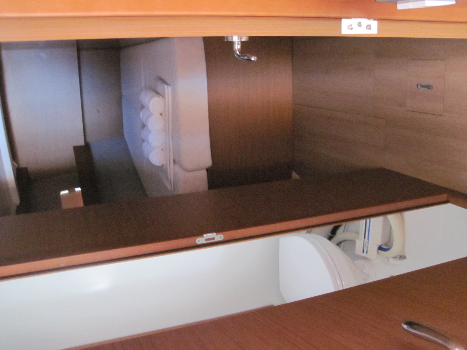 Photo #9 - Sun Odyssey 490 - 5 + 1 cab. (ECONOMY) in Capo d'Orlando - 35229