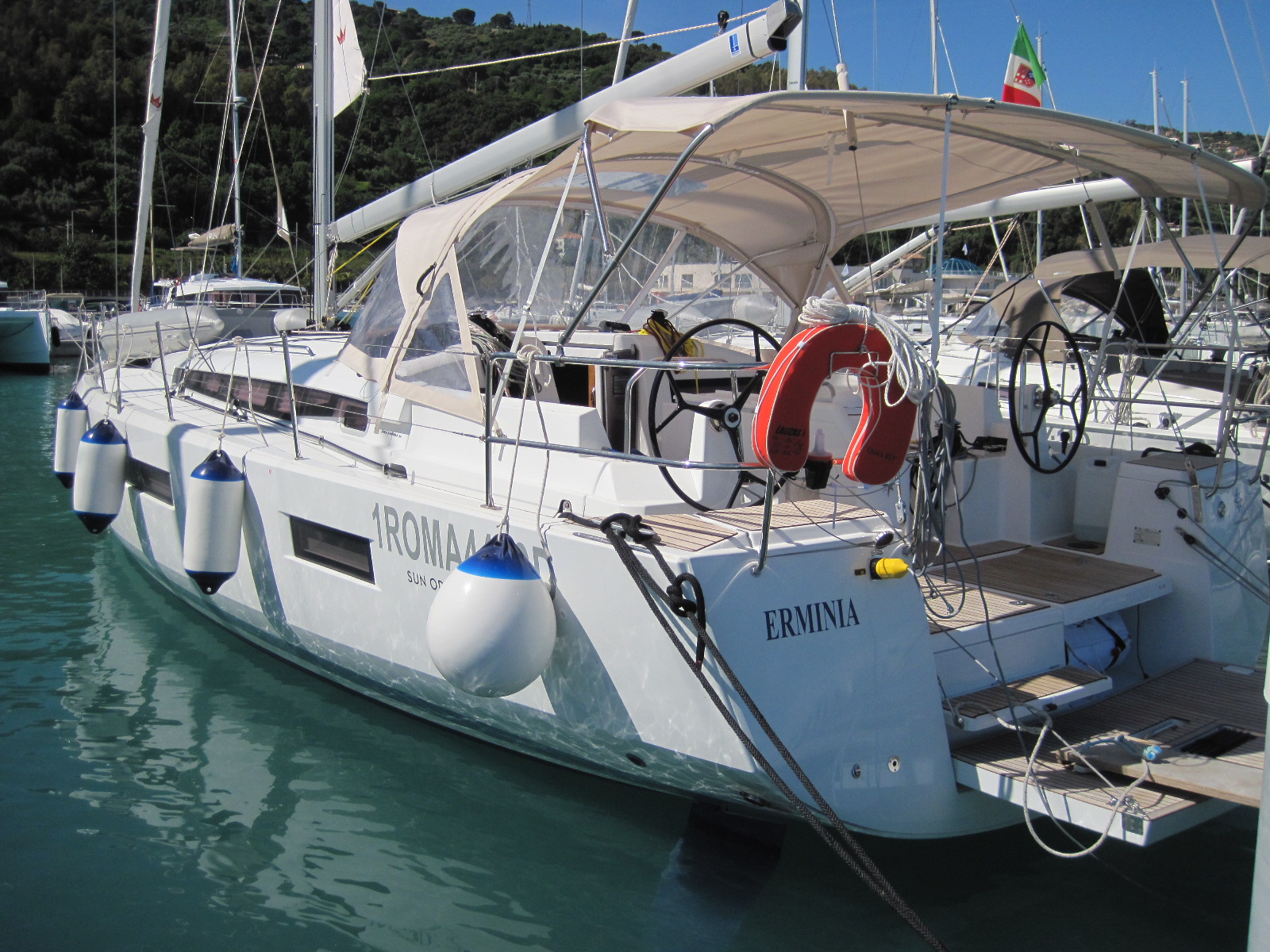 Photo #4 - Sun Odyssey 440 (ECONOMY) in Capo d'Orlando - 35230
