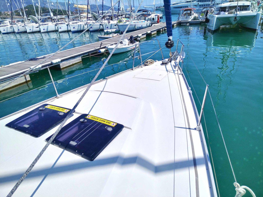 Photo #12 - Bavaria Cruiser 46 - 4 cab. (ECONOMY) en Corfou - 35237