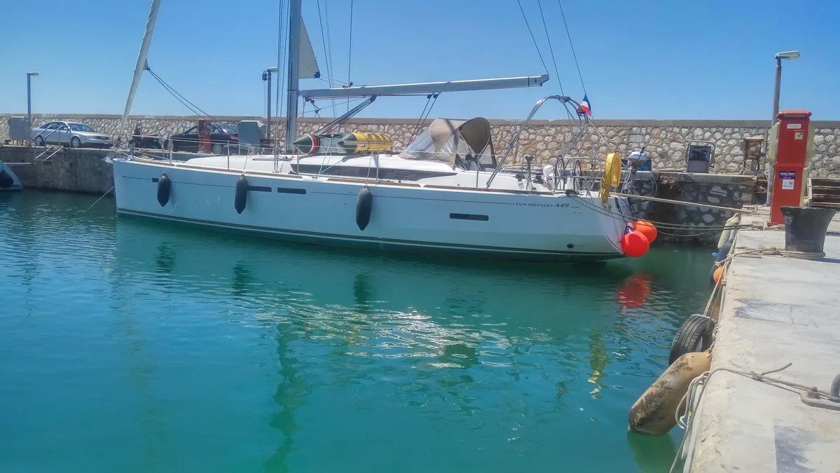 Sun Odyssey 449 — photo 4