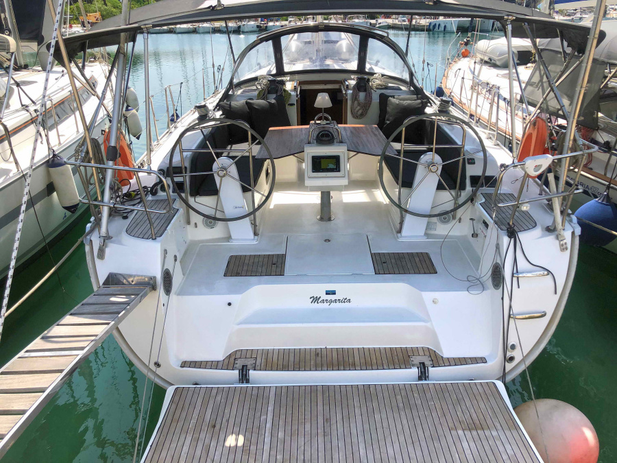Photo #4 - Bavaria Cruiser 46 - 4 cab. (ECONOMY) en Lefkada - 35303