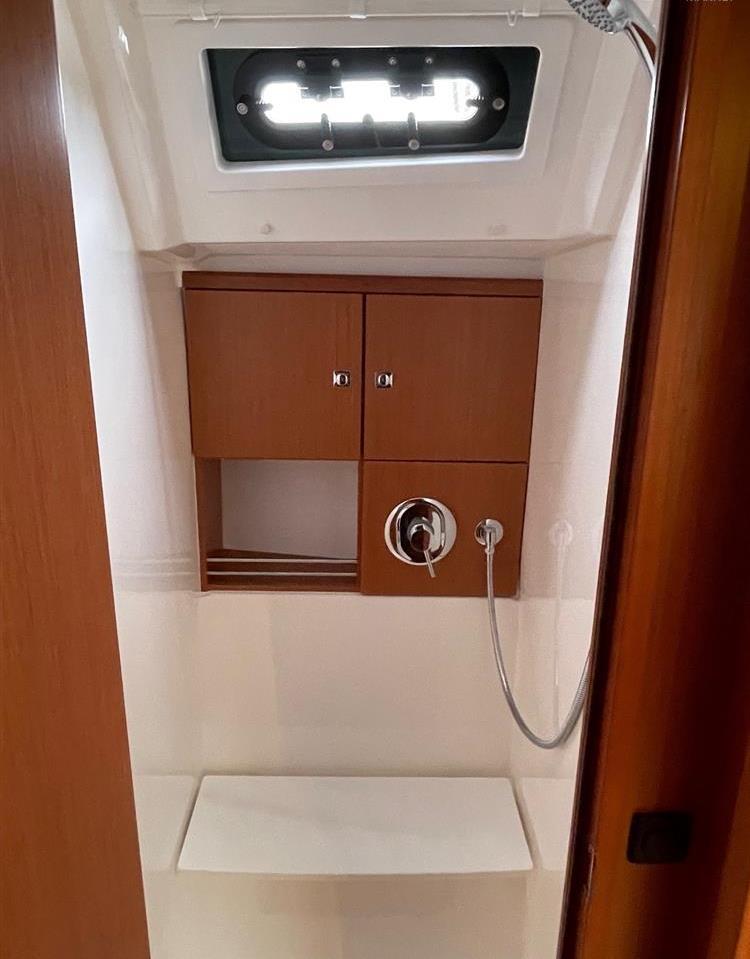 Photo #13 - Bavaria Cruiser 46 - 4 cab. (ECONOMY) en Lefkada - 35303