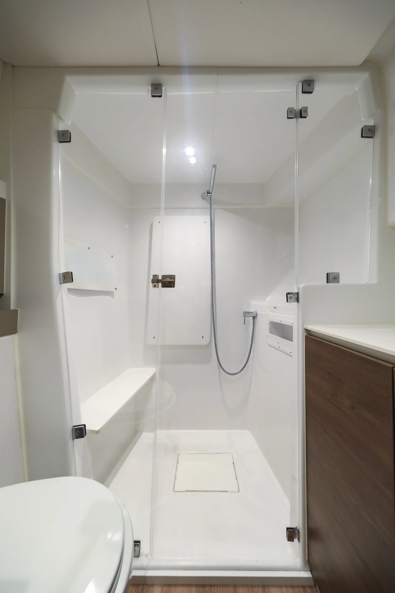 Bali 4.3 MY - 3 cab. (Adventure)  - 40
