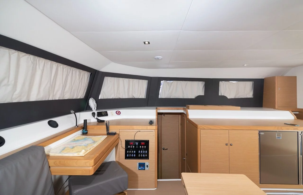 Dufour 48 Catamaran - 5 + 1 cab. (Seaven)  - 24
