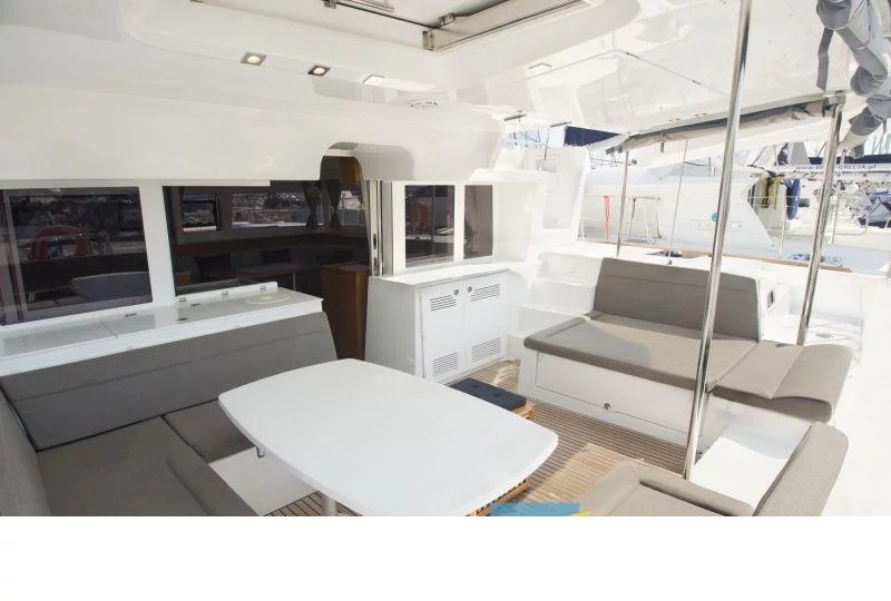 Lagoon 450 F - 4 + 2 cab. (Hydra VIII)  - 3