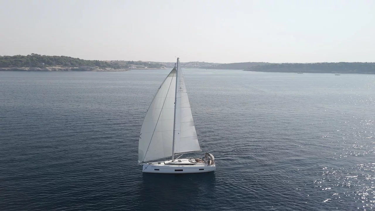 Bavaria C45 Style (Aria)  - 3