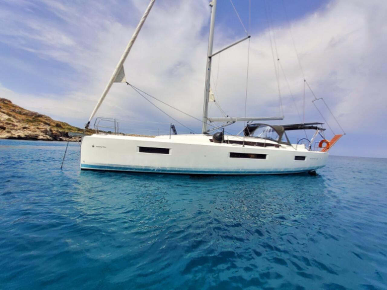 Sun Odyssey 440 - 4 cab. — photo 4