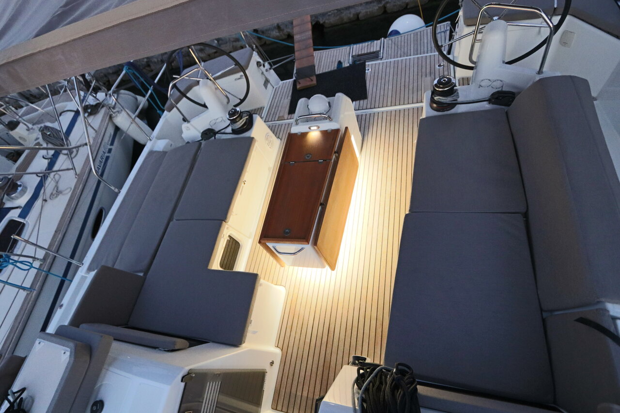 Photo #6 - Sun Odyssey 490 - 5 + 1 cab. (Aqua Fun) en Lavrion - 35550