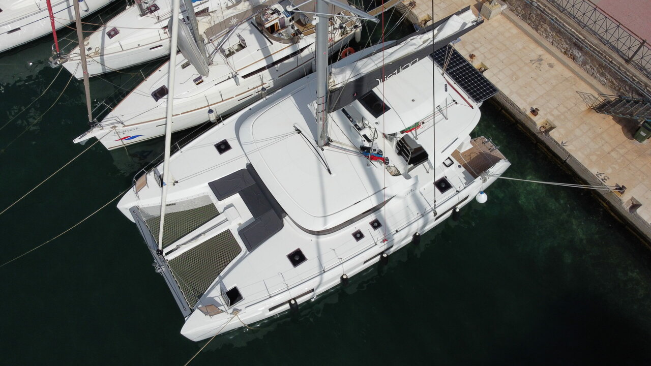 Photo #3 - Lagoon 46 - 4 + 2 cab. (Sea Star) en Lavrion - 35561