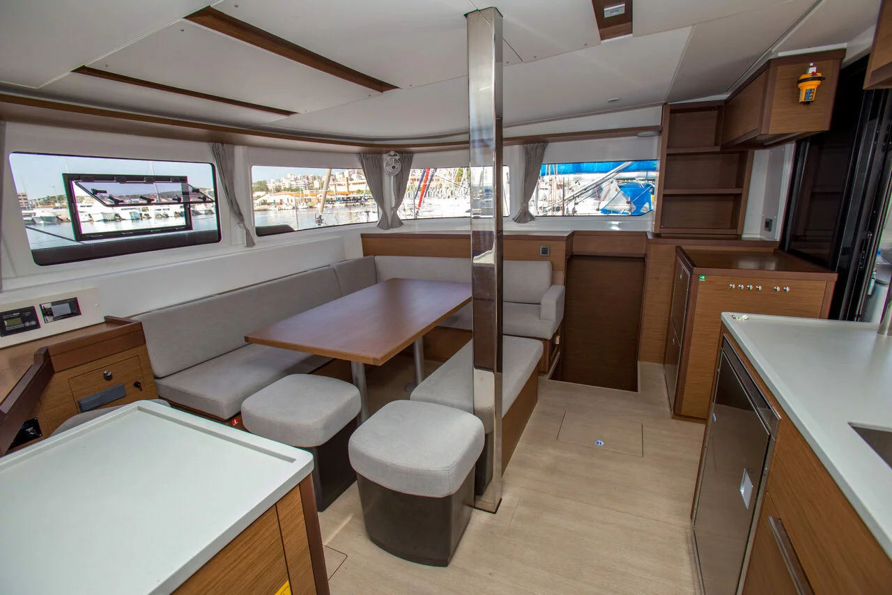 Lagoon 46 - 4 + 2 cab. (Sea Star)  - 10