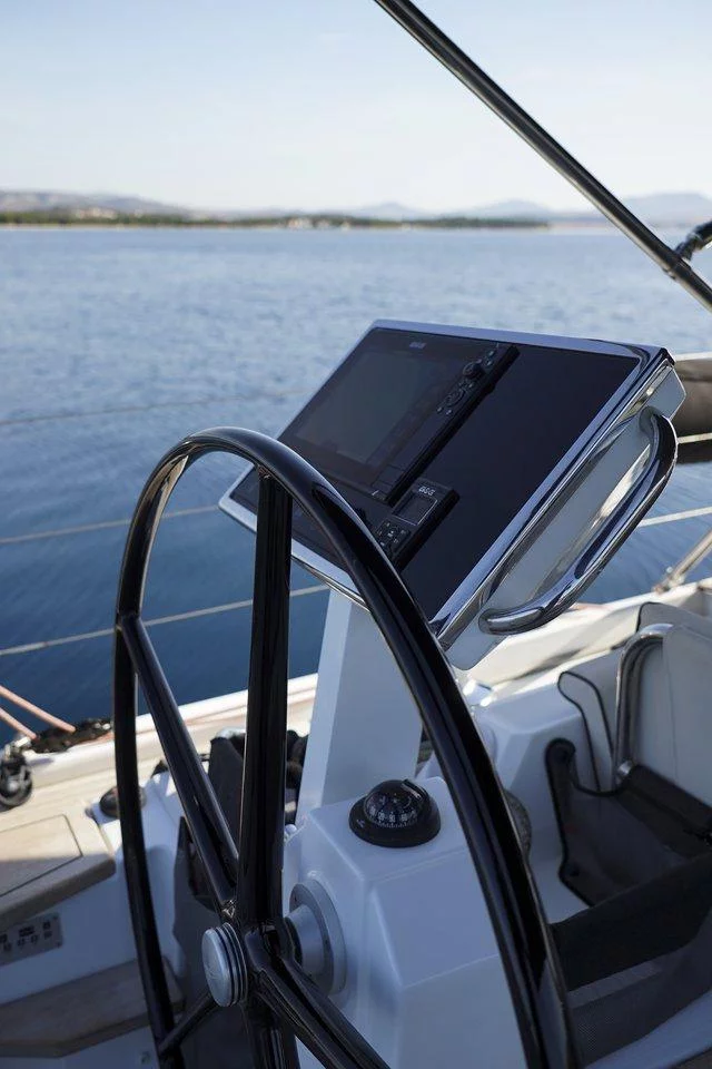 Oceanis Yacht 62 - 3 + 1 (Onyx)  - 3