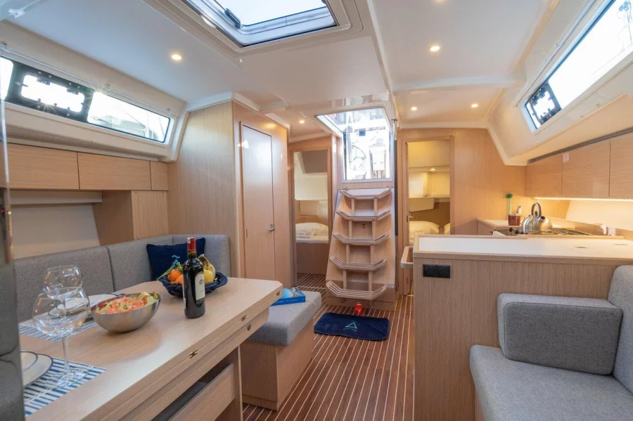 Bavaria C42 (Joy)  - 3