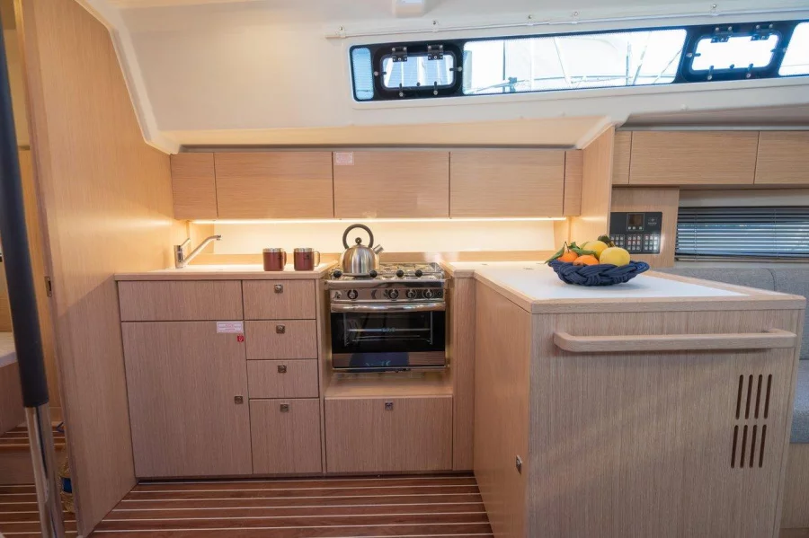 Bavaria C42 (Joy)  - 5