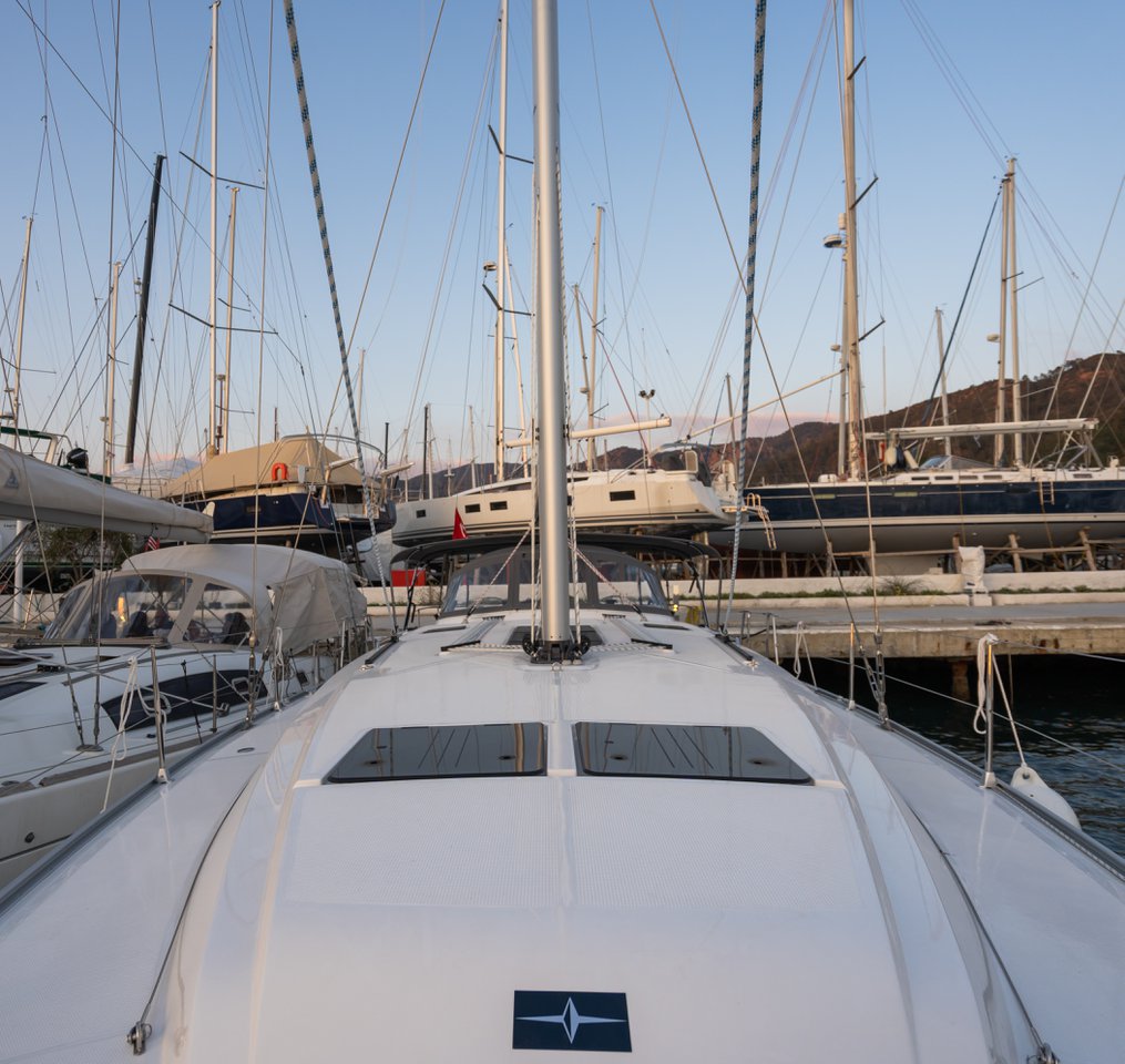 Photo #3 - Bavaria Cruiser 46 - 4 cab. (Classy) en Marmaris - 35584