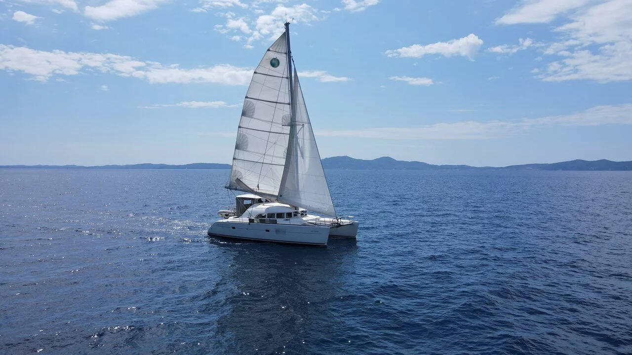 Lagoon 380 S2 - 4 + 2 cab. (Atenea)  - 3
